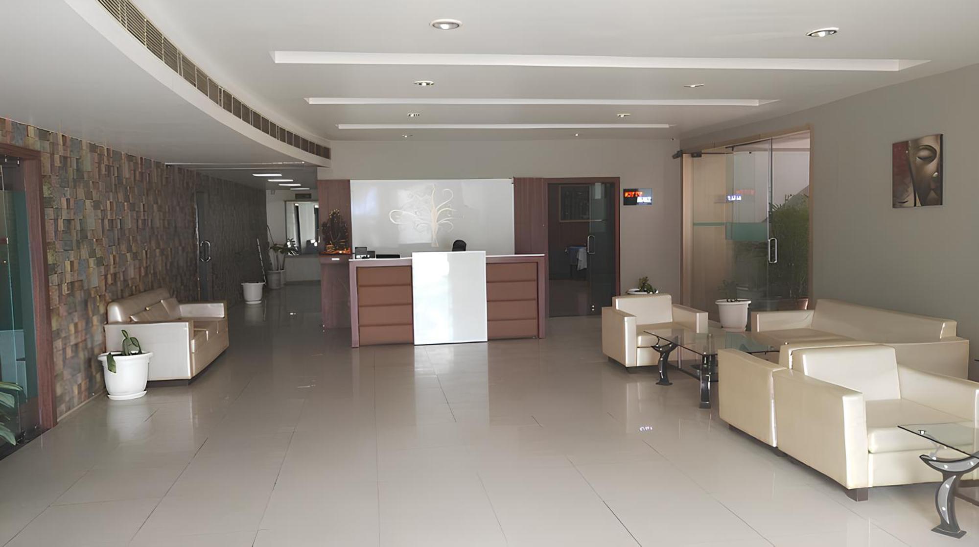 Club 7 Resort And Banquets Bareilly Extérieur photo